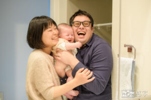 赤ちゃん　家族写真　出張撮影　ファミリーフォト