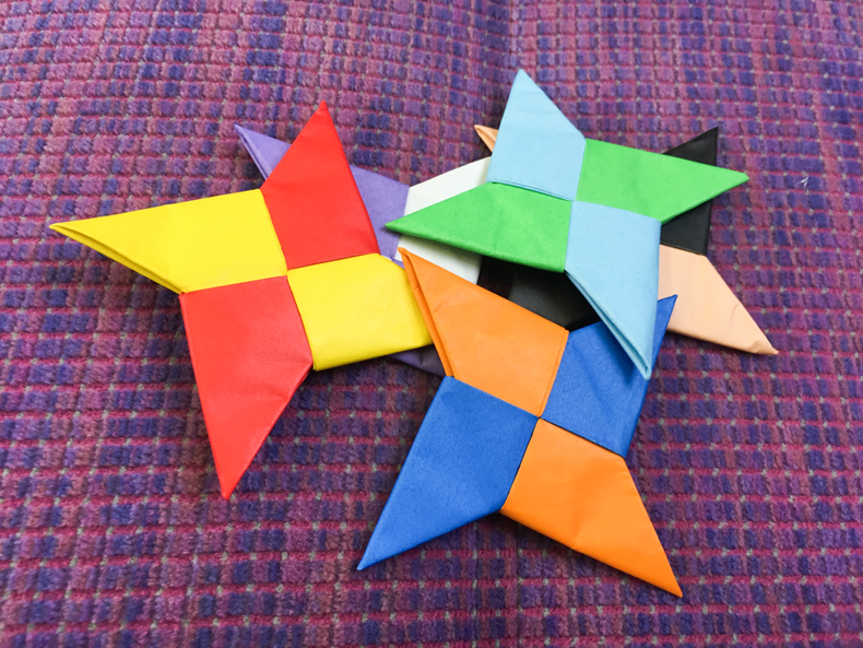 折り紙の手裏剣