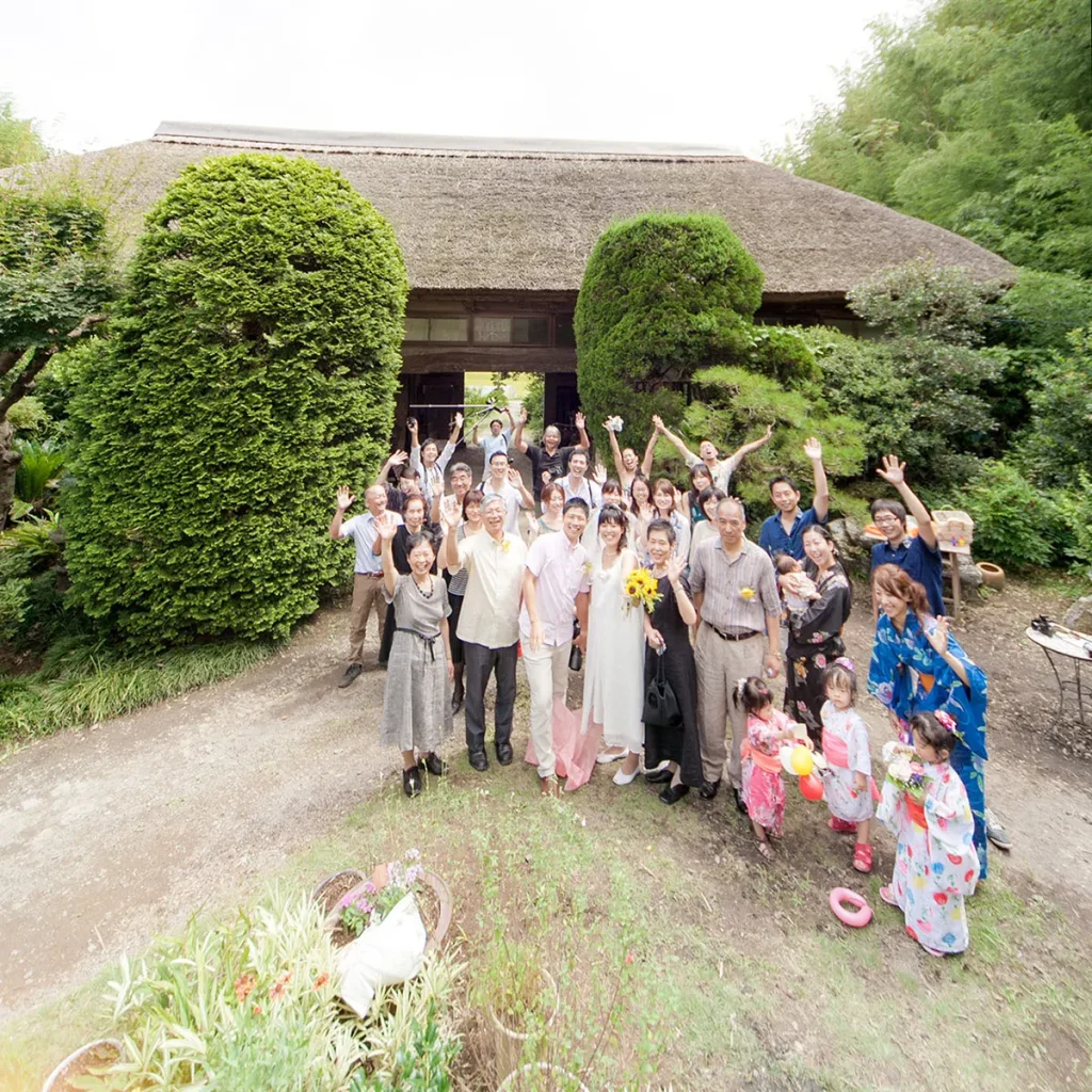 百姓屋敷じろえむ 結婚式 集合写真