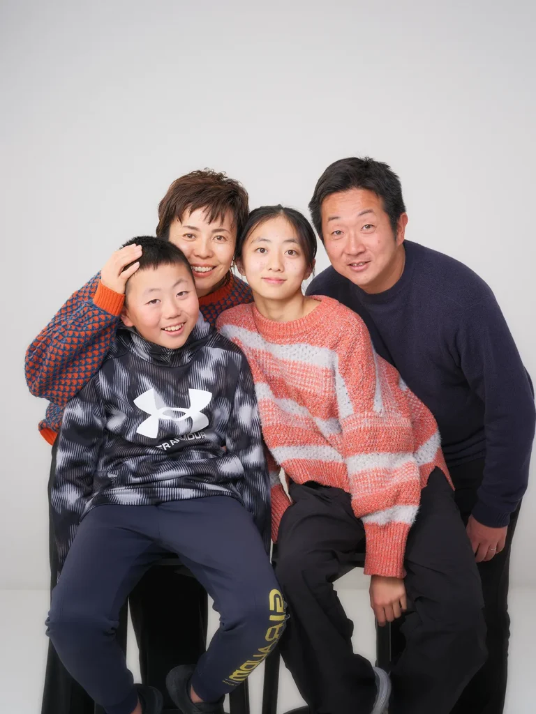 中学校入学記念 家族の集合写真