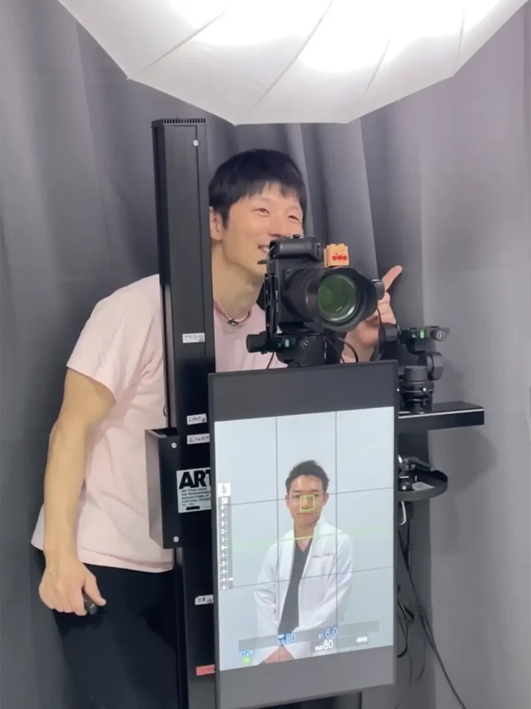 Studio門出プロフィール写真撮影の様子 お顔の角度の指示出し